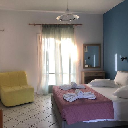 Eleftheria Studios And Apartments Acharavi (Corfu) Exterior foto