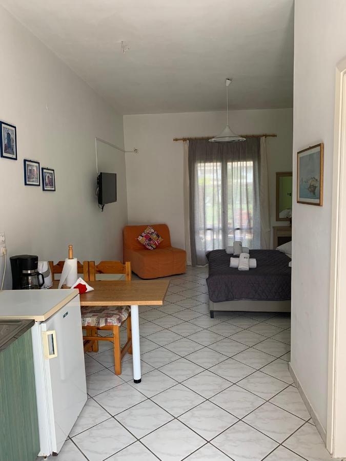 Eleftheria Studios And Apartments Acharavi (Corfu) Exterior foto