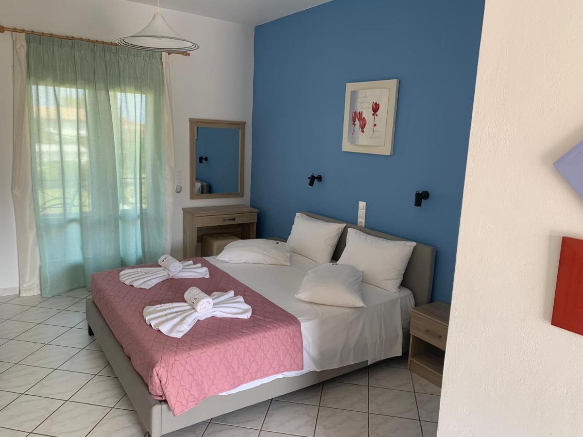 Eleftheria Studios And Apartments Acharavi (Corfu) Exterior foto