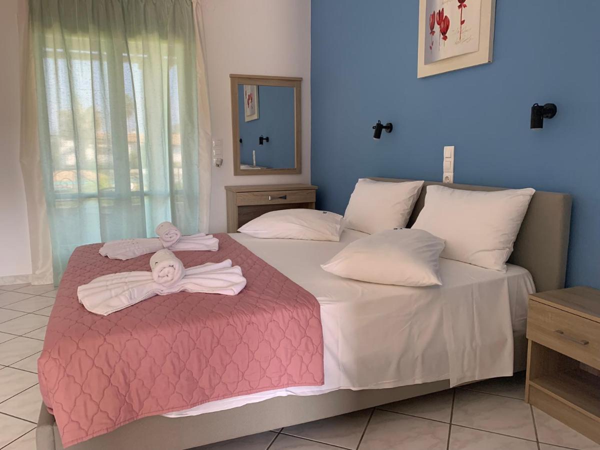 Eleftheria Studios And Apartments Acharavi (Corfu) Exterior foto