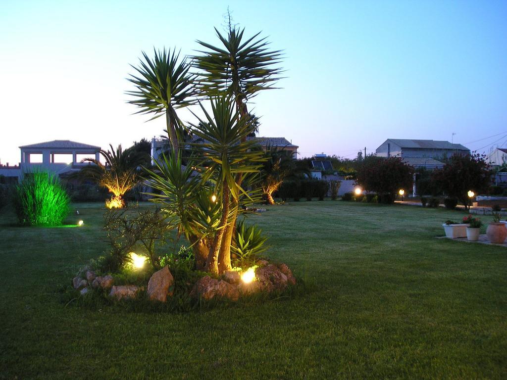Eleftheria Studios And Apartments Acharavi (Corfu) Exterior foto